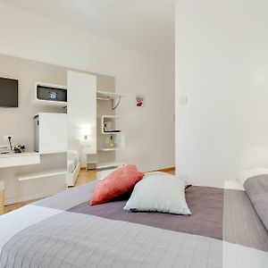 Kamer met een Queen Size Bed